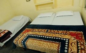 Viswanatham Guest House
